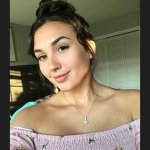 Meet your Posher, Lorena